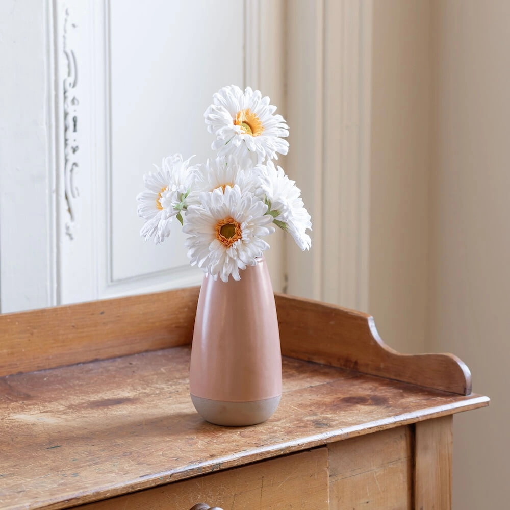 Gerbera en papier blanc