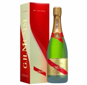 G.H Mumm - Champagne,realistic flower bouquet 