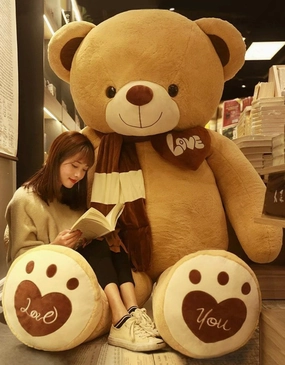 Giant Bear 1.8m artificial flower bouquet  