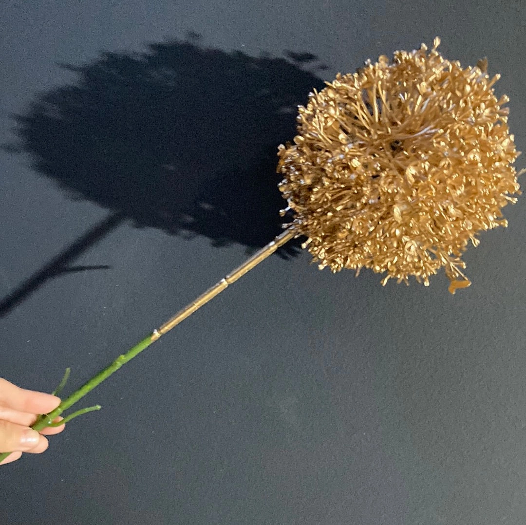 Gold pom for Wedding home decor