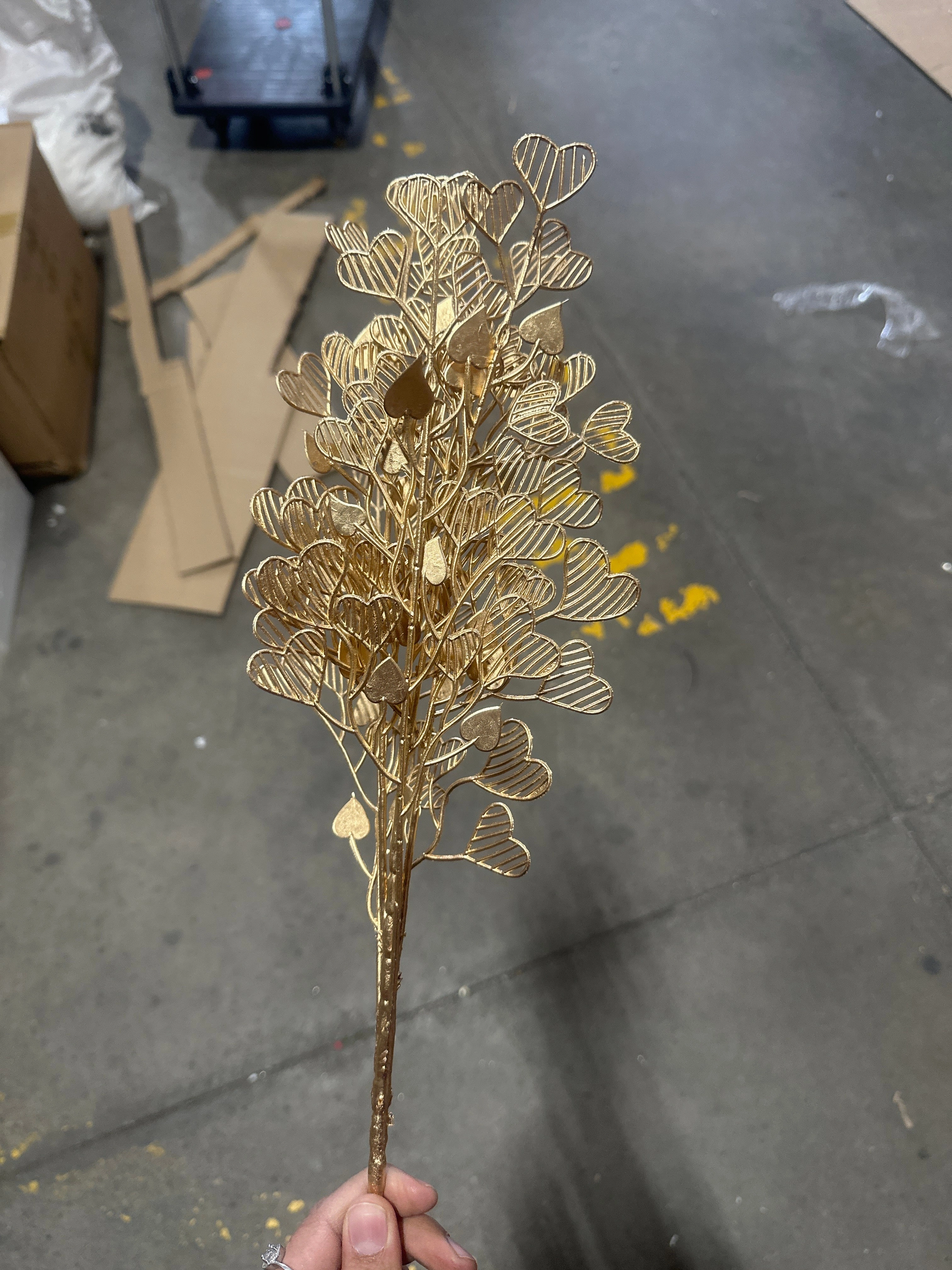 Gold Real touch single stem heart greenery