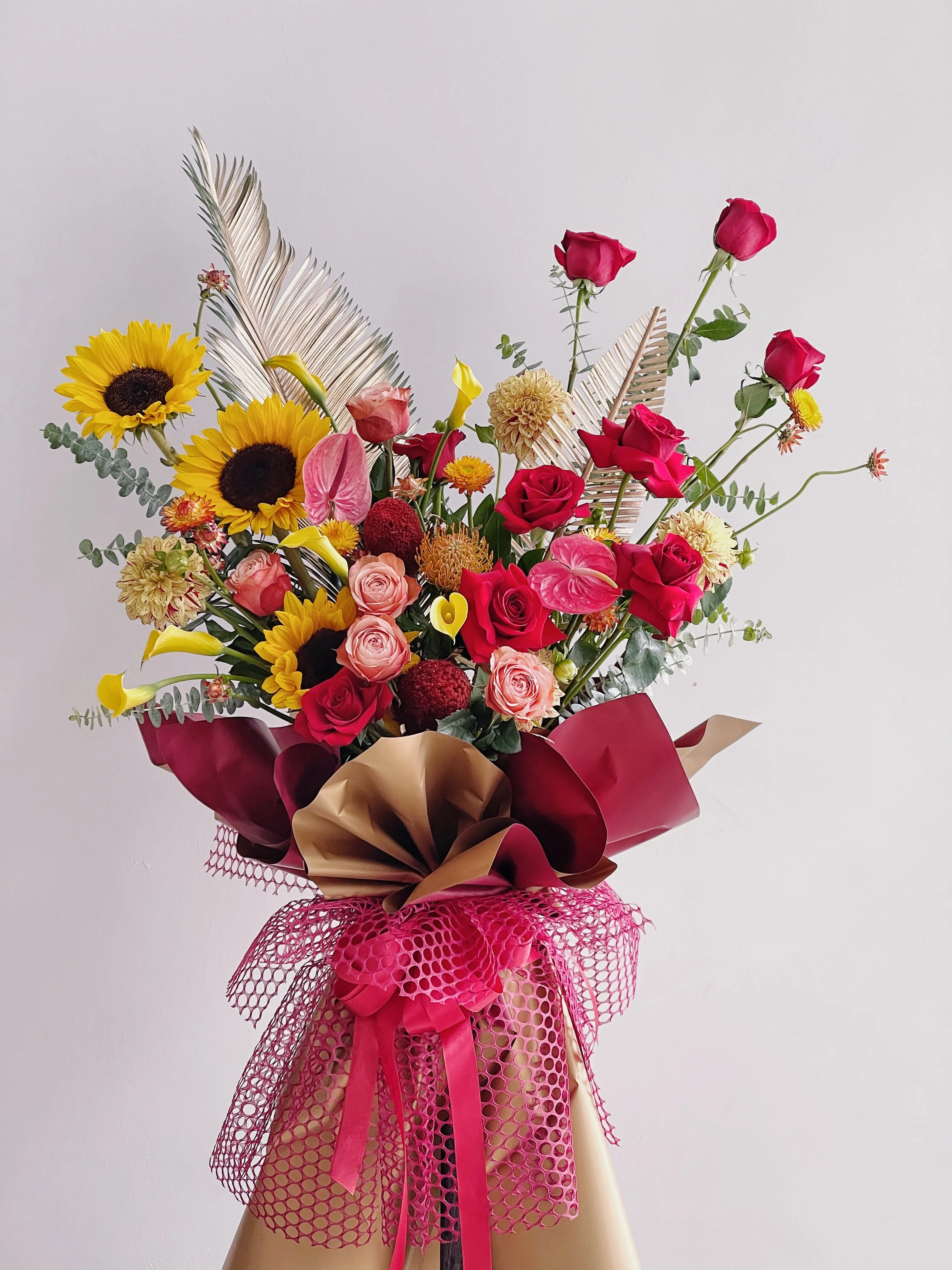 Grand Opening Flower Stand,realistic flower bouquet 