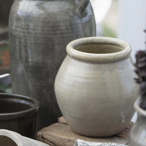 Grooved Pot with Crackle Glaze Finish 20cm,hand-painted ceramic vase