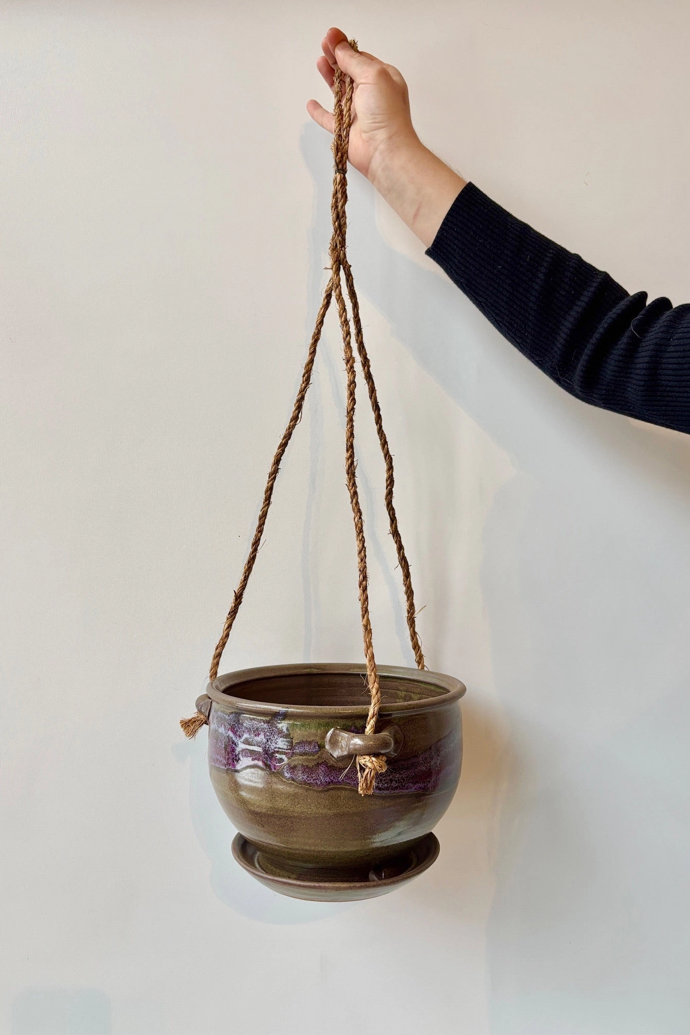 Hanging Planter Moss & Lilac Glaze 8"