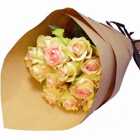 High Society Roses,realistic flower bouquet 