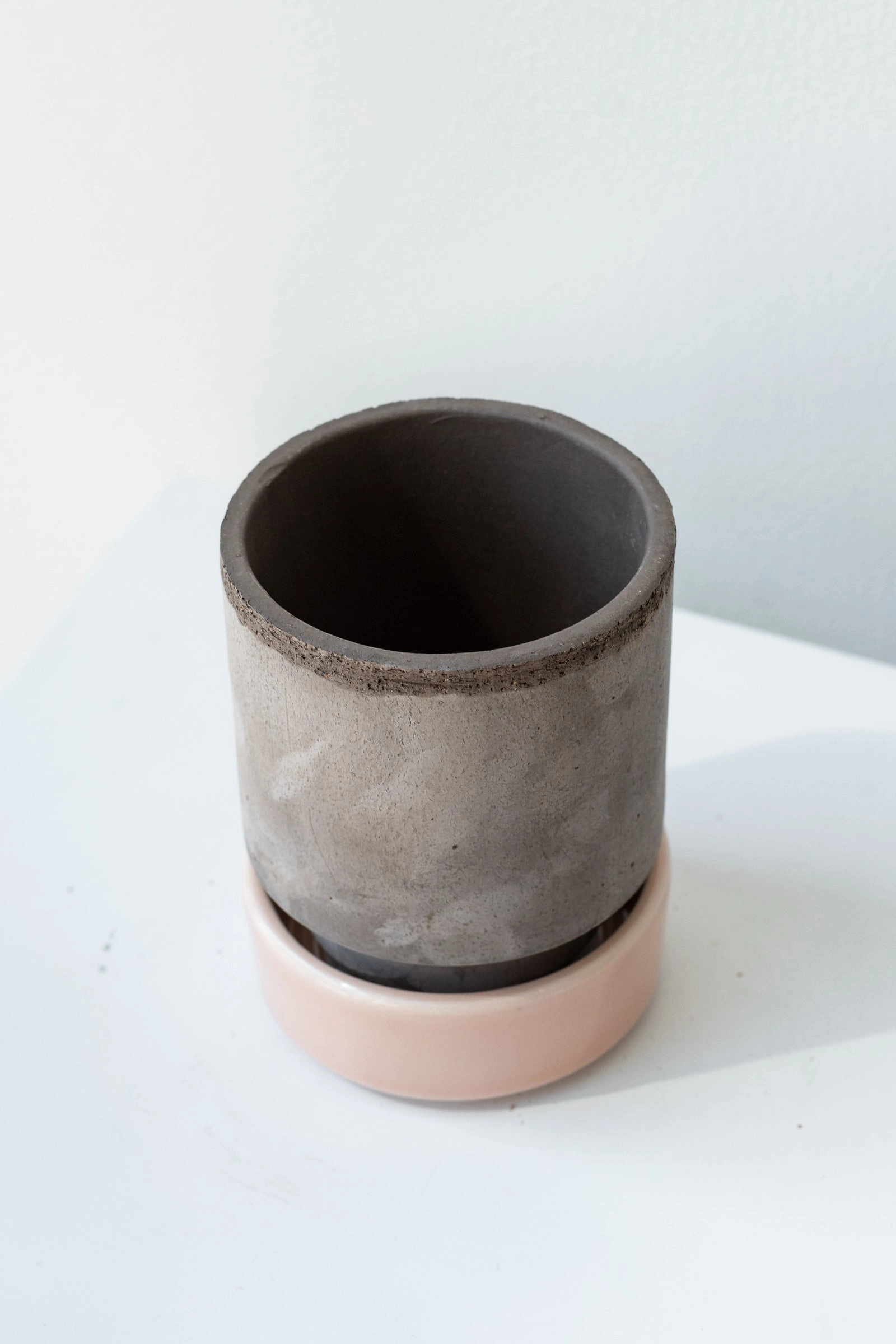 Hoff Pot & Saucer Grey & Quartz 3.1