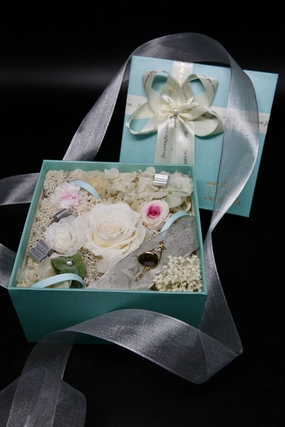 Ice Beauty,mother's day bouquet