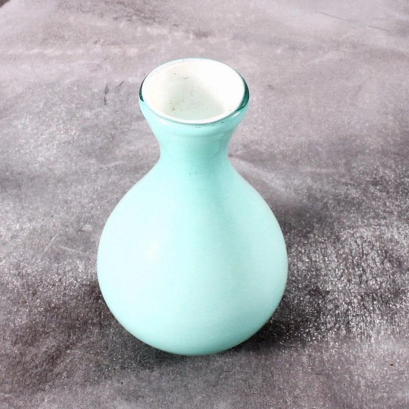 Ikito Vase