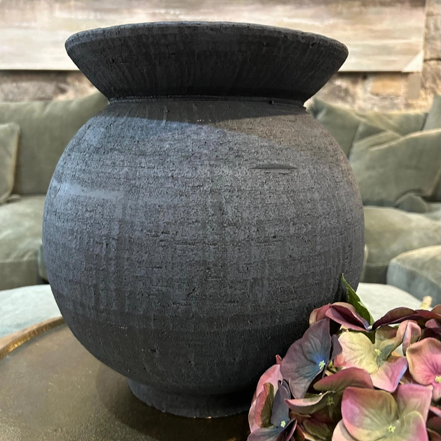 Jet Terracotta Vase 30cm