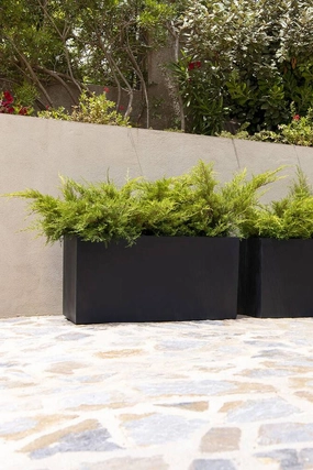 Jort Fiberstone Planter Black Medium,indoor flower container