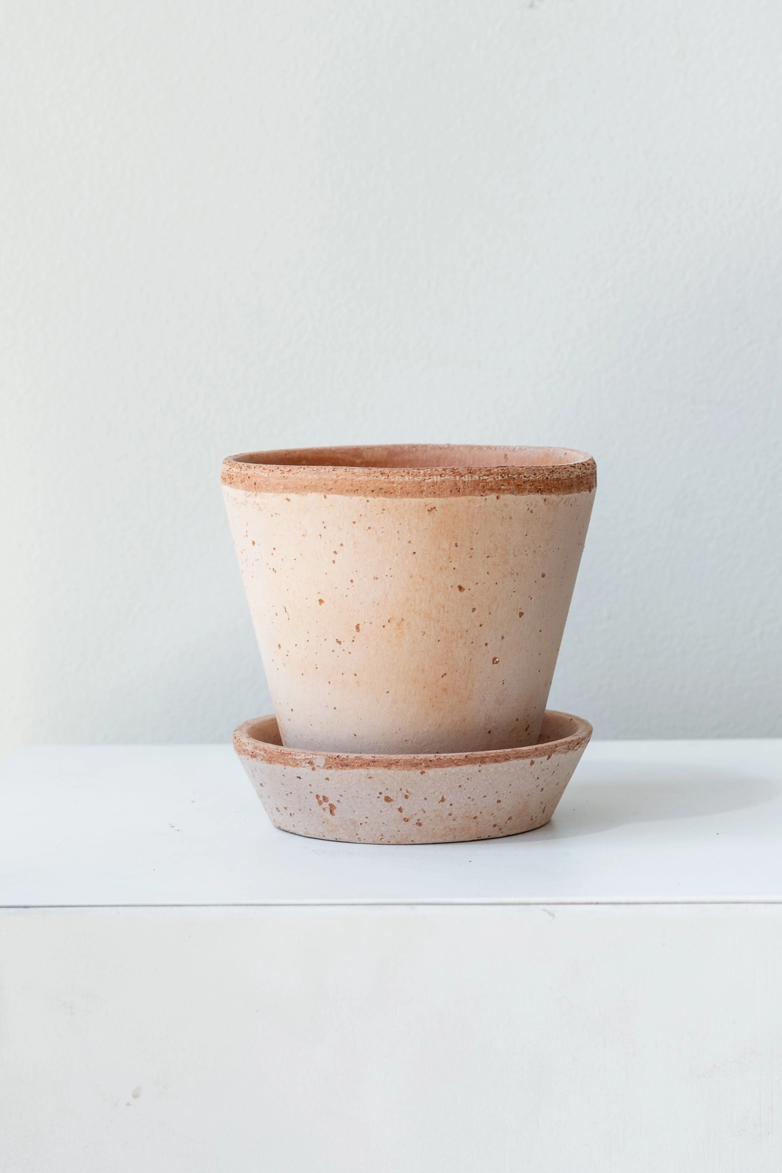 Julie Pot & Saucer Rosa 3.9,indoor flower container