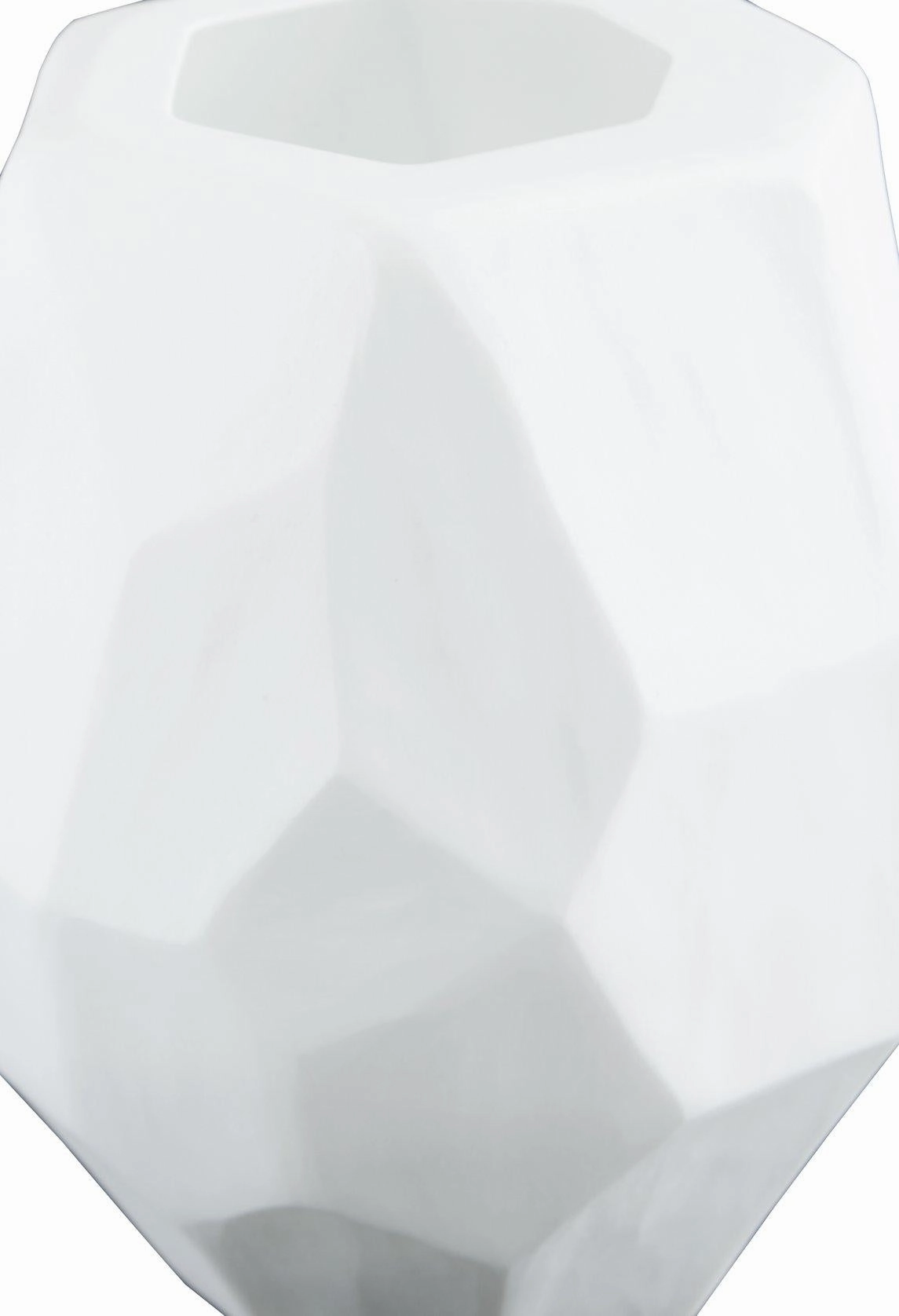 Karenton Vase