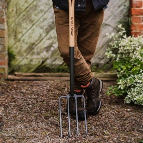 Kent & Stowe Carbon Steel Digging Fork,garden field mower