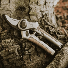 Kent & Stowe SureCut All Purpose Lite Secateurs,garden field mower