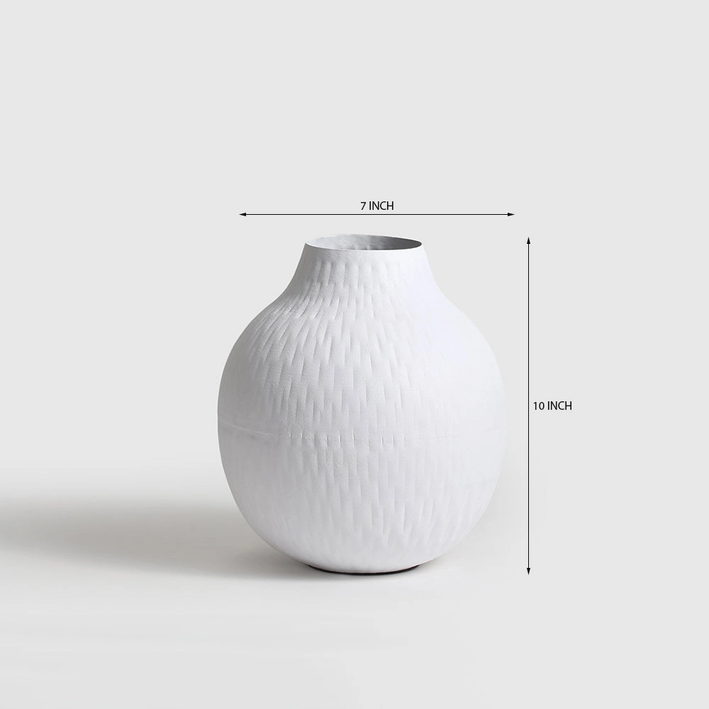 Klinton Iron Vase