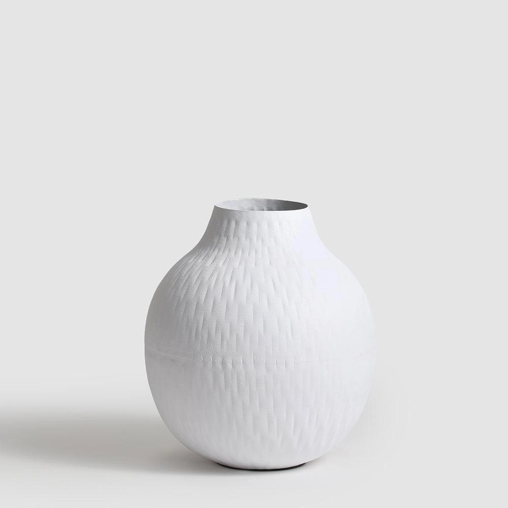 Klinton Iron Vase