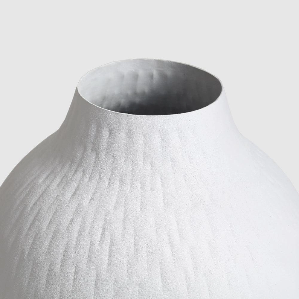 Klinton Iron Vase