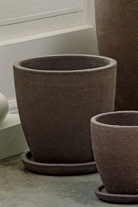Lara Carob Planter Medium