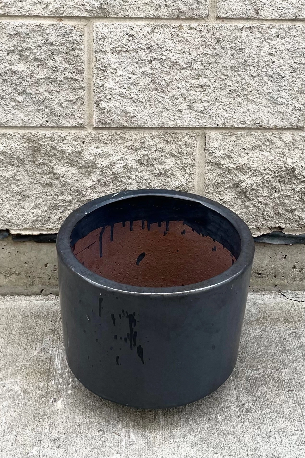 Lara Graphite Planter Small