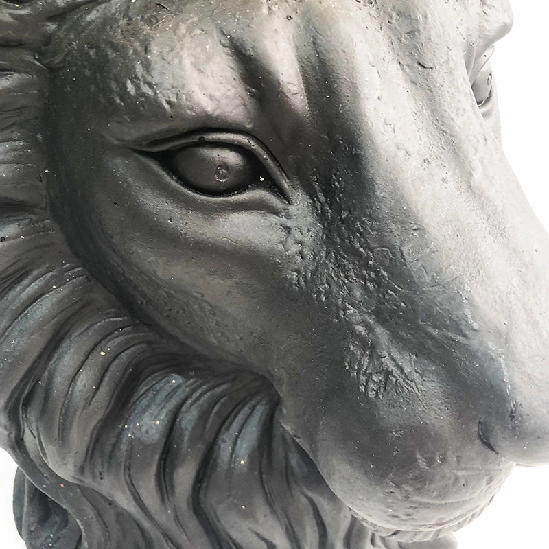 Lion Vase