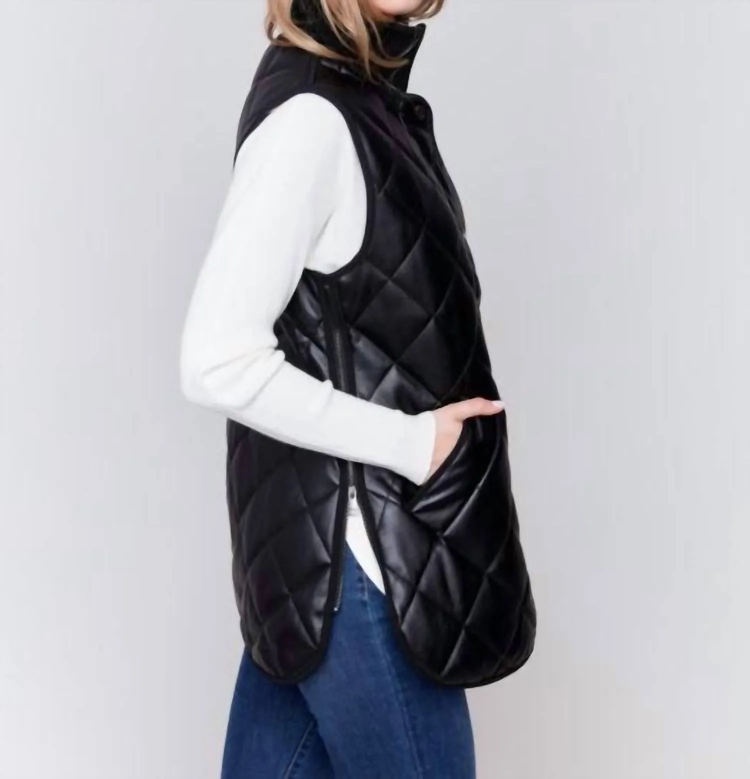 Lange Stepp-Fauxleder-Weste in Schwarz