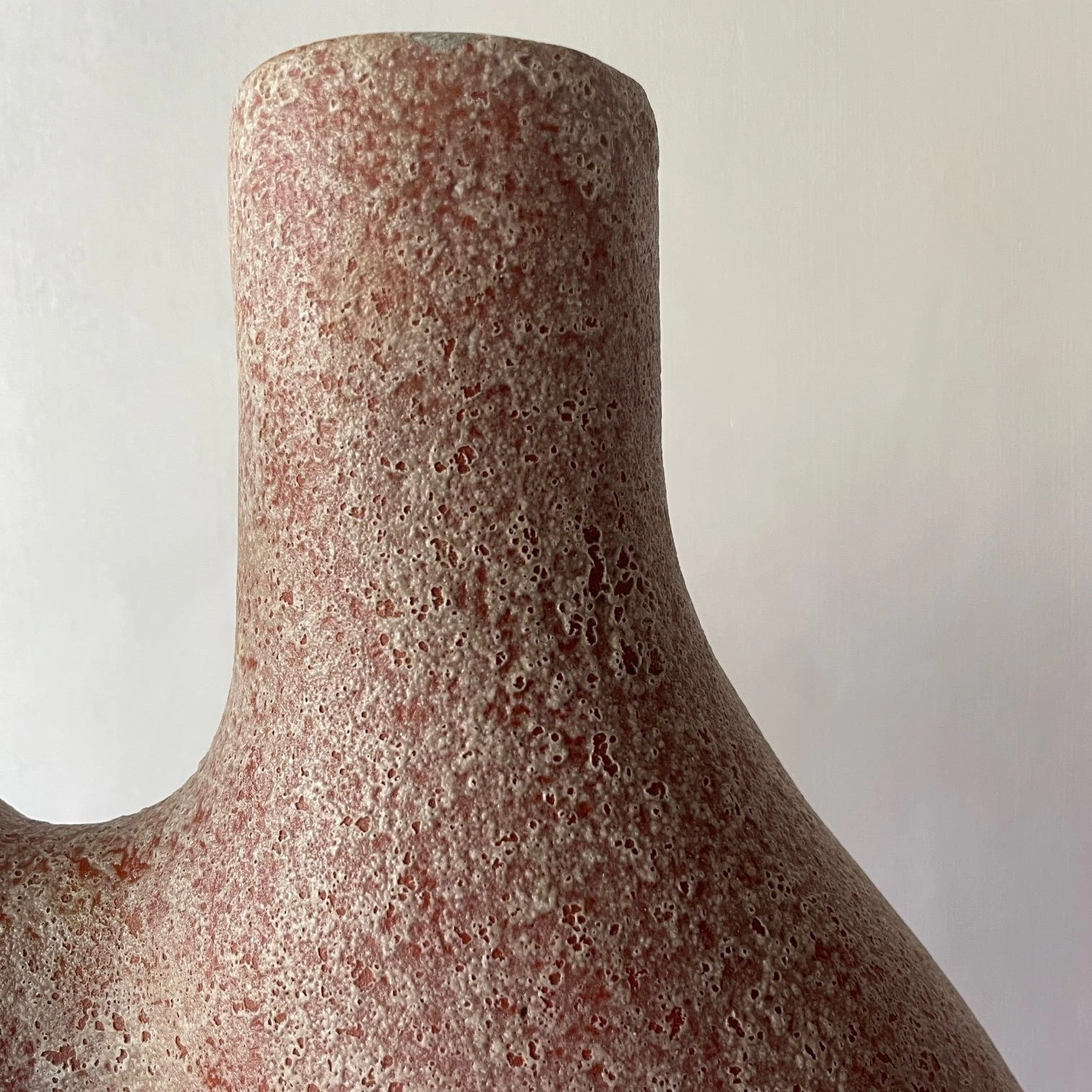 Lyre Vase - Antiqued Red 61cm