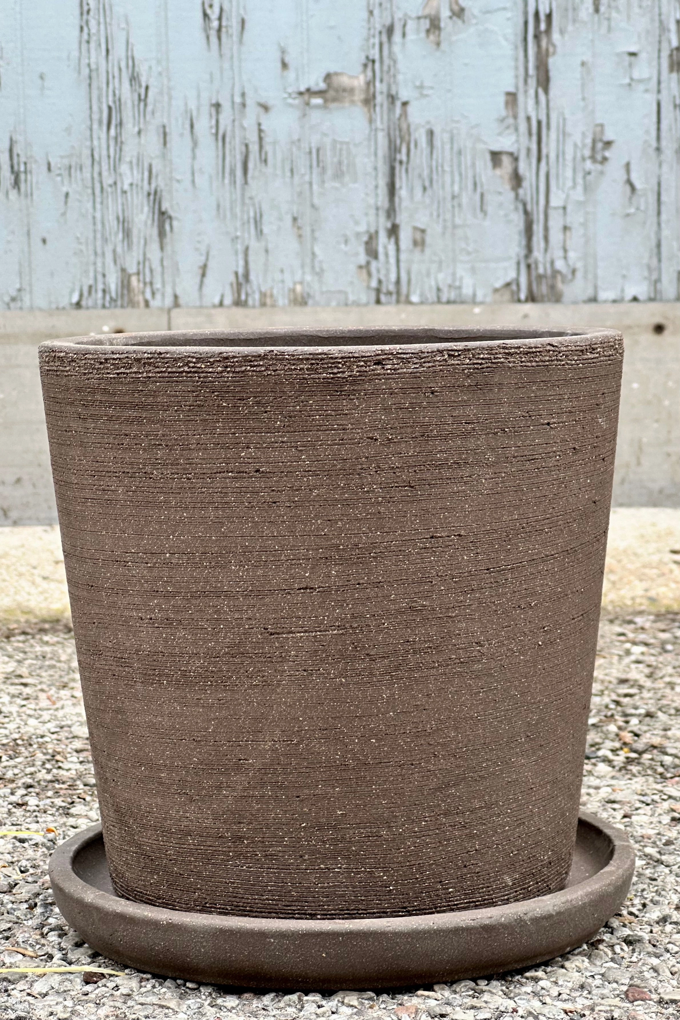 Maracay Carob Planter Medium,indoor flower container