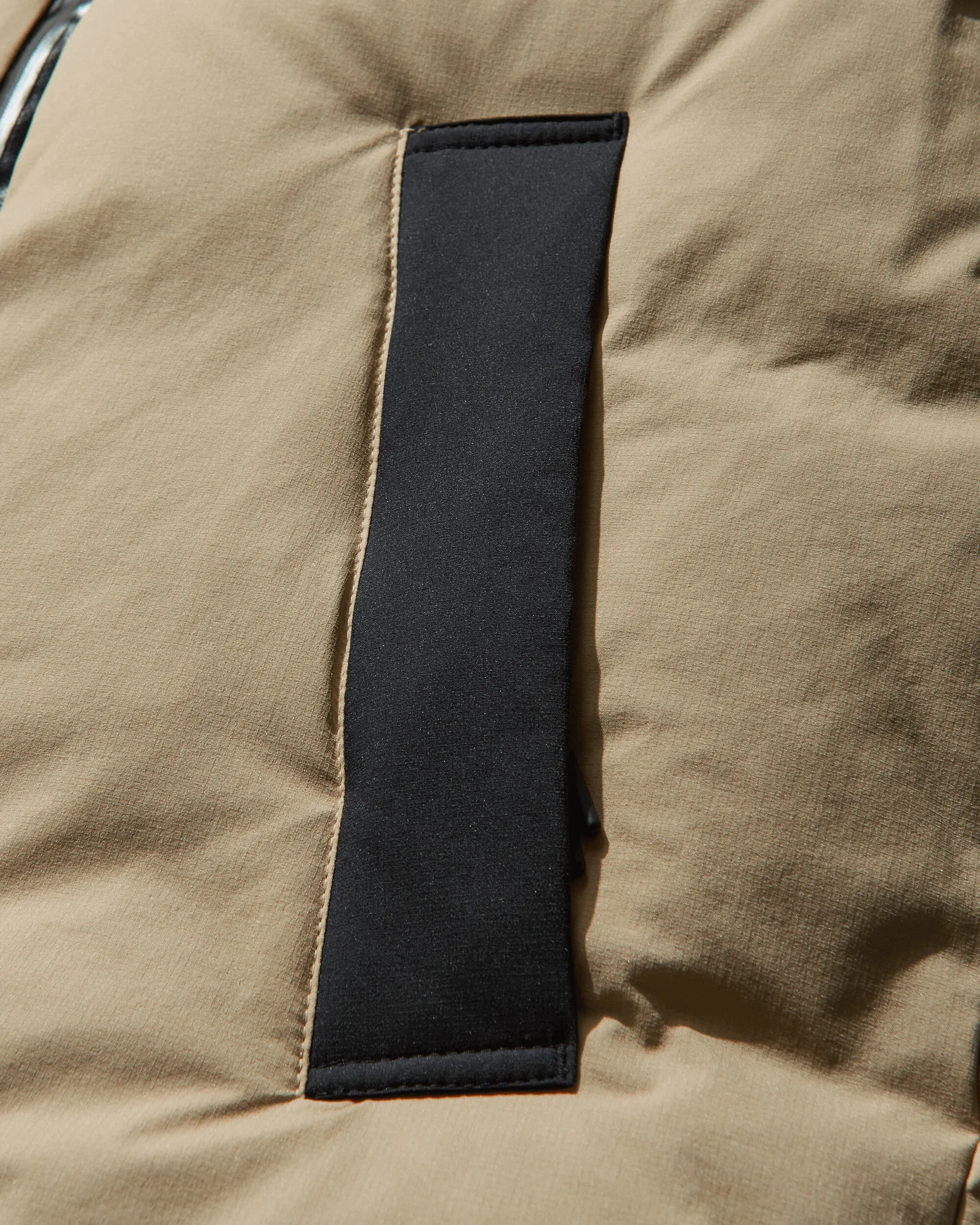 Herren GORE-TEX Windstopper Dhaulagiri Daunenjacke Beige Taupe