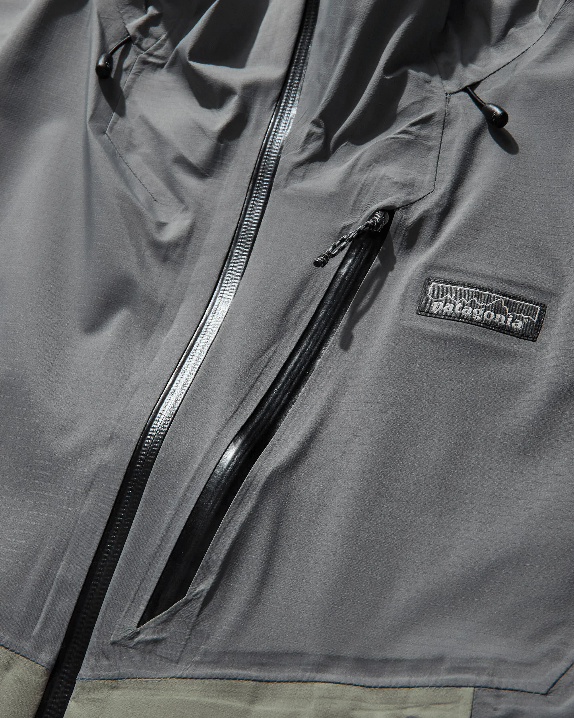 Herren Granite Crest Regenjacke Flussfels Grün