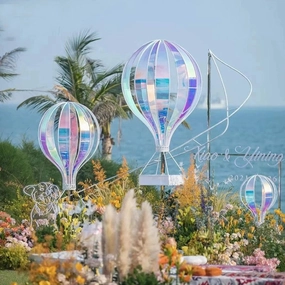 Meta hot air balloon stand artificial flower bouquet  