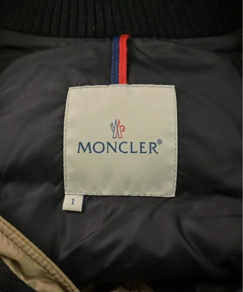 MONCLER Daunenjacken/Westen