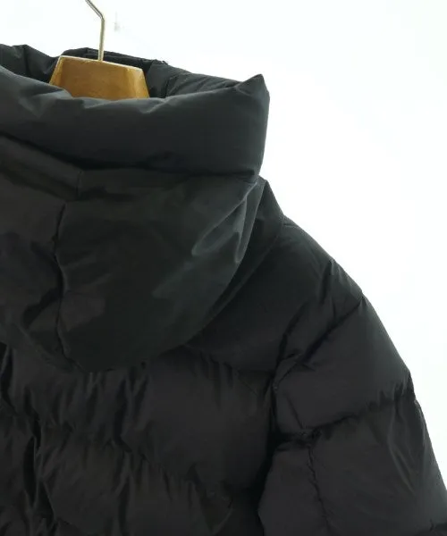MONCLER Daunenjacken/Westen