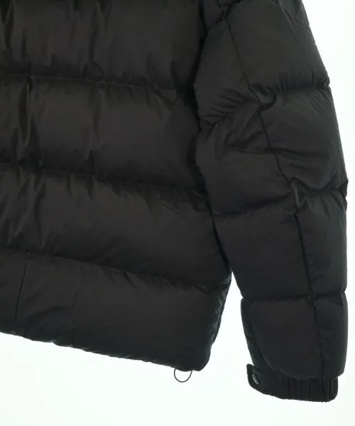 MONCLER Daunenjacken/Westen
