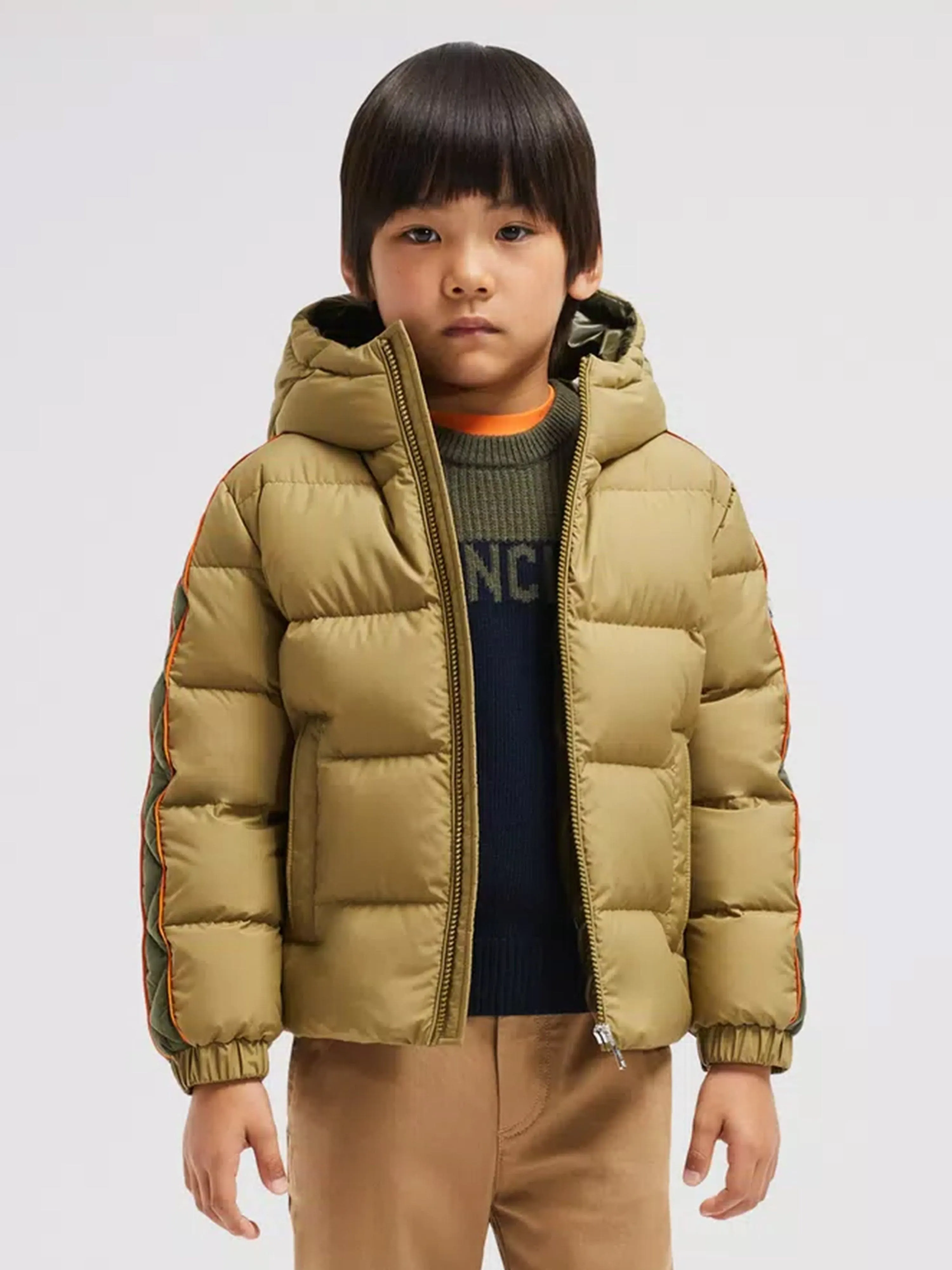 Moncler Enfant Jungen Daunengefütterte Benton Jacke in Grün