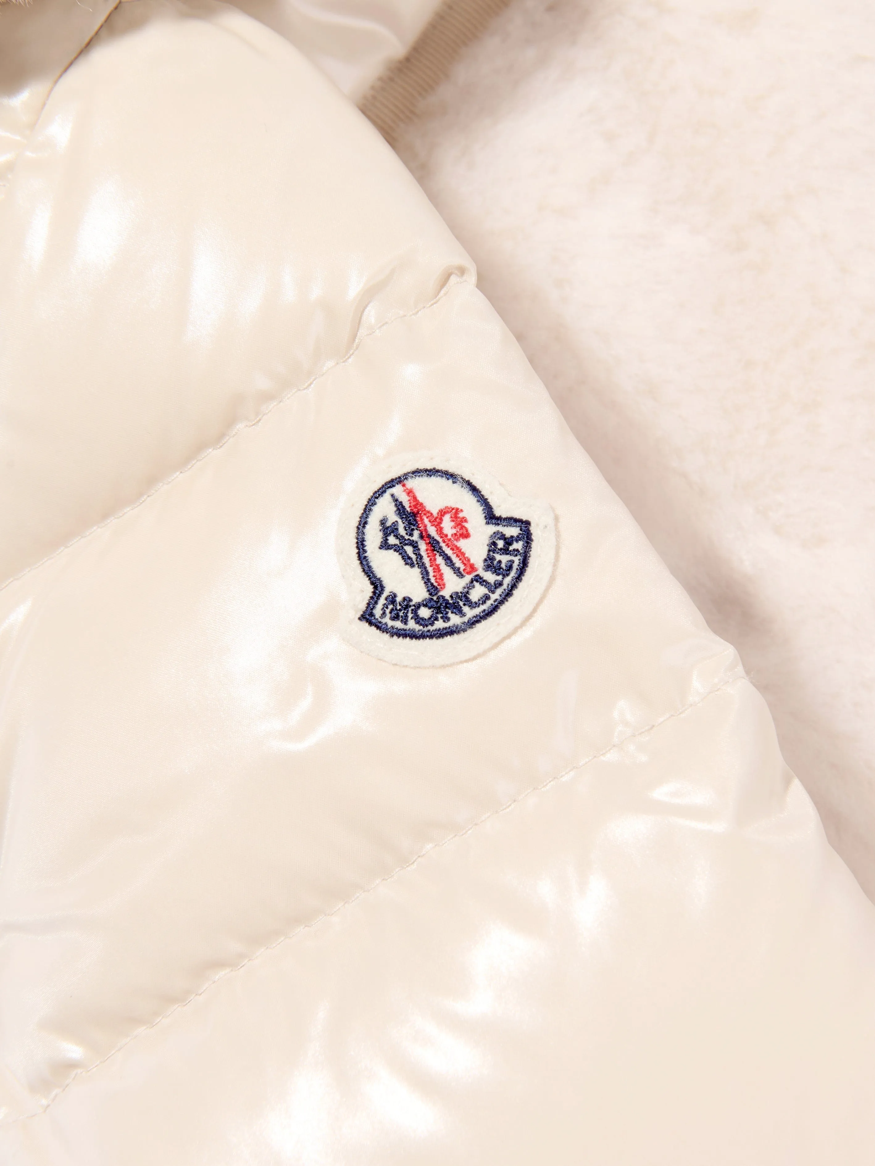 Moncler Enfant Mädchen Daunen Teddy-Fleece Amabay Jacke in Beige