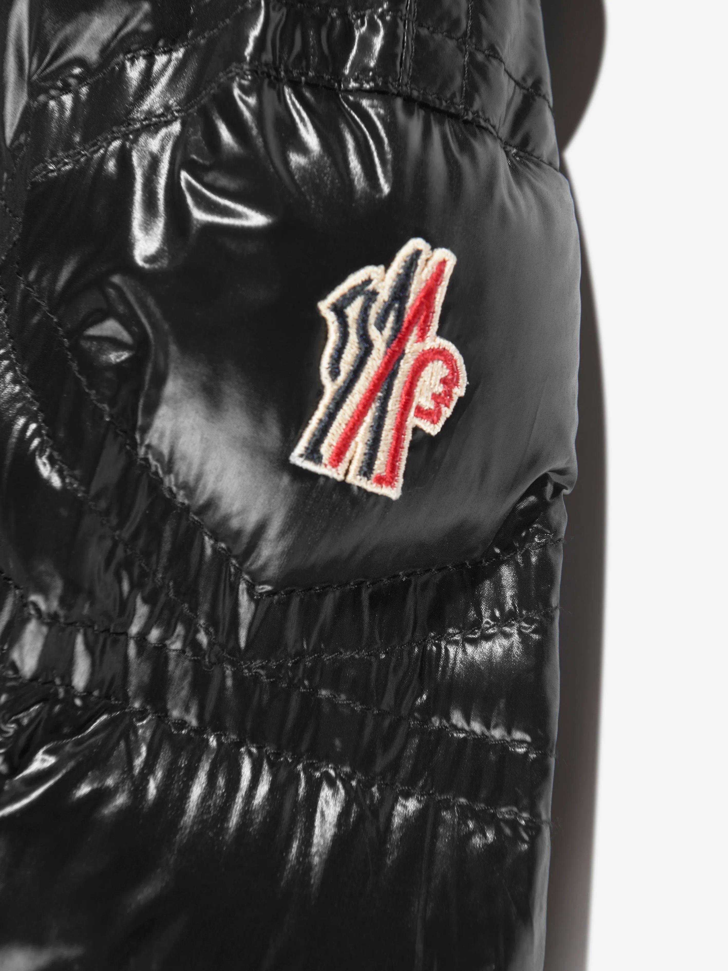 Moncler Grenoble Mädchen Daunengefütterte Vernayaz Jacke in Schwarz