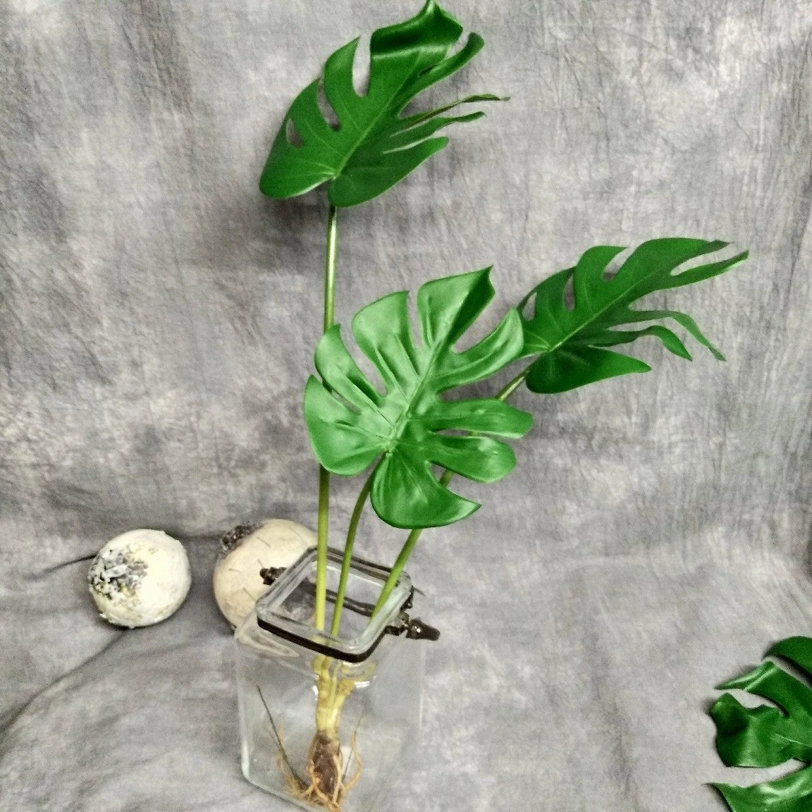 Monstera Deliciosa Artificial Foliage Bunch GREENERY0007