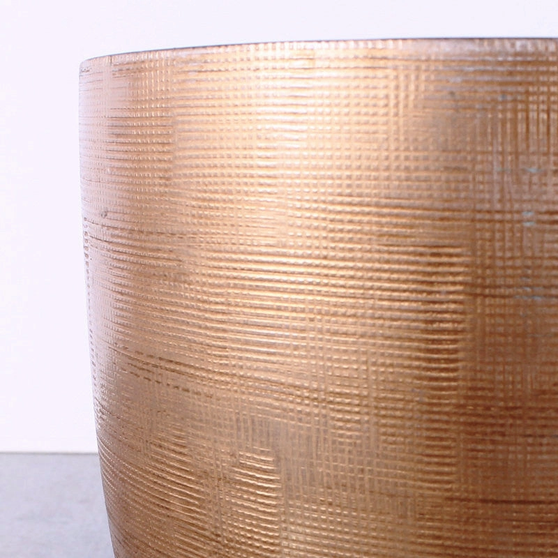 Mylas Vases