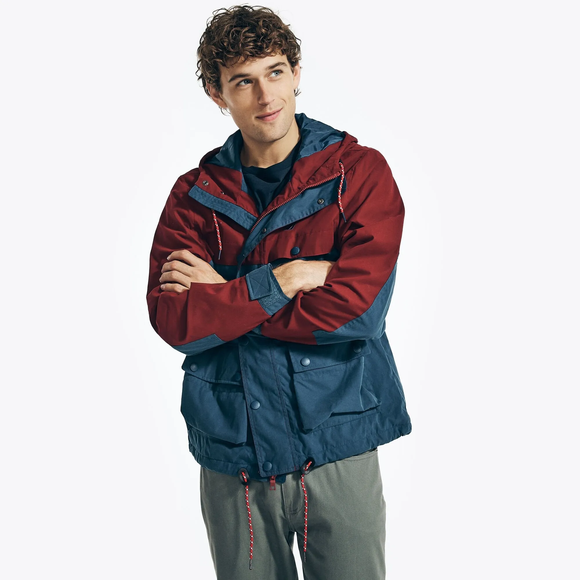 Nautica Herren wasserabweisende Segeljacke nachhaltig gefertigt in Melonberry Nautica