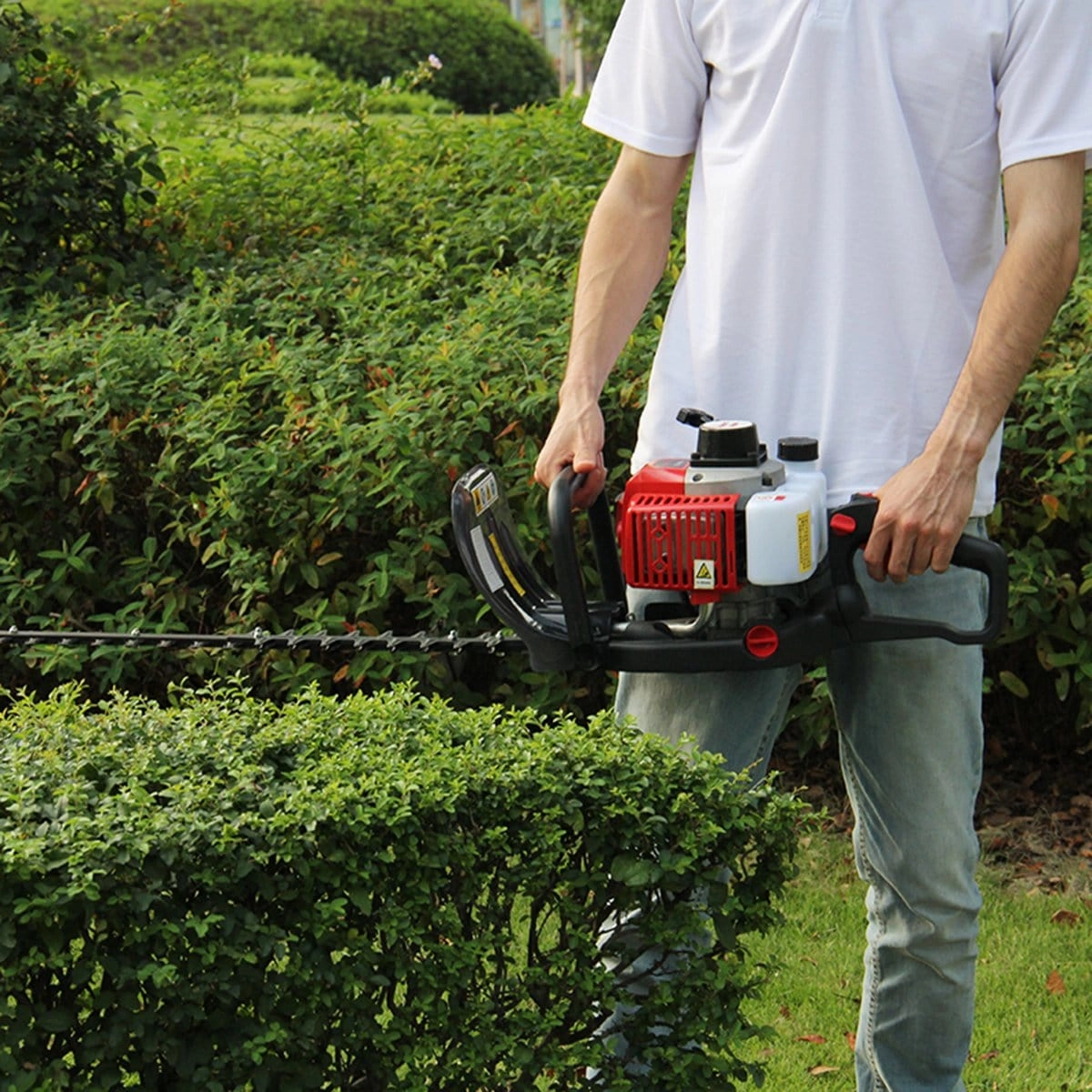 Neptune 2 Stroke Petrol Engine Hedge Trimmer With 24 Inch Cutter Bar HT-600