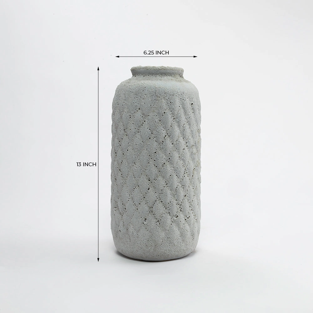 Nestlewood Nook Ceramic Vase