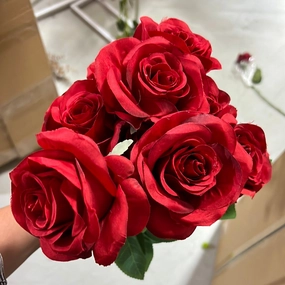 New 9 head Red julie Rose bunch realistic flower bouquet  