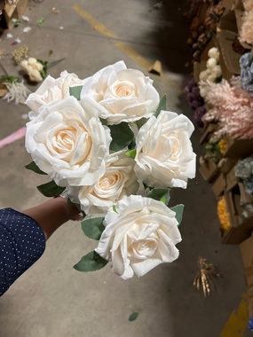 New Rose Blush 7 head Empress Roses Artificial Flower large sweet rose artificial flower bouquet  