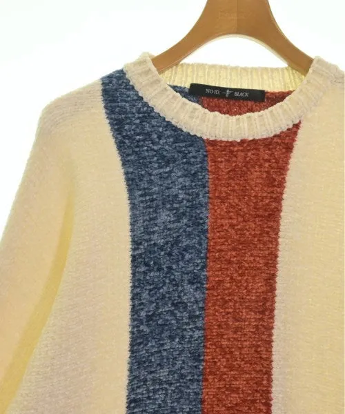NO ID Schwarze Pullover