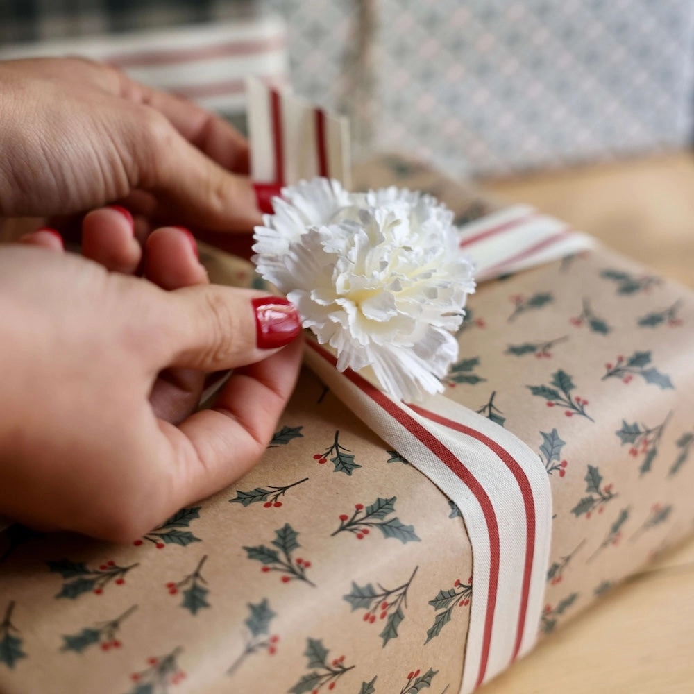 Oeillet en papier blanc,mother's day bouquet