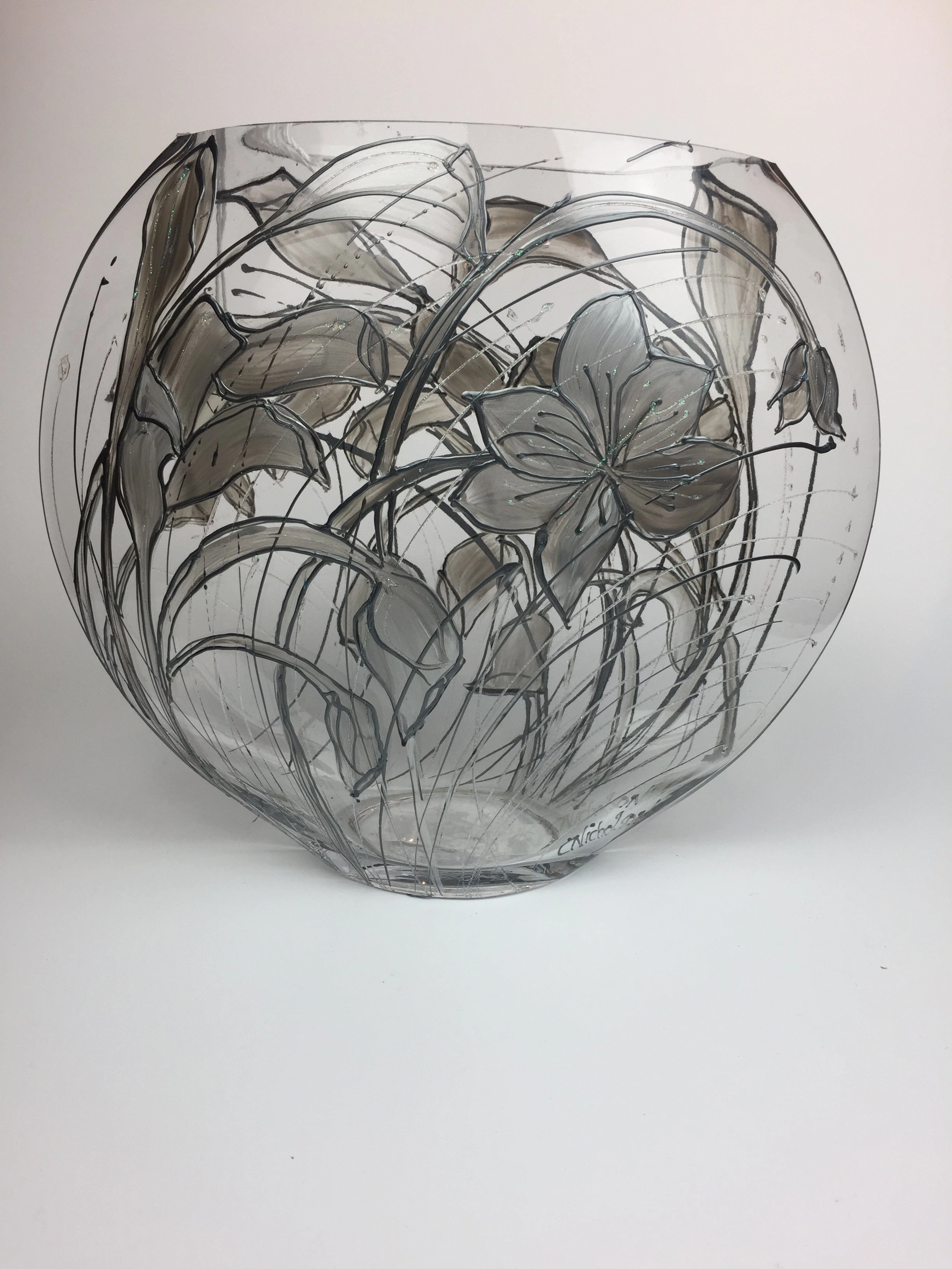 oval vase -large- silver lilies,classic table vase