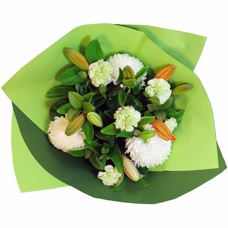 Patience,realistic flower bouquet 