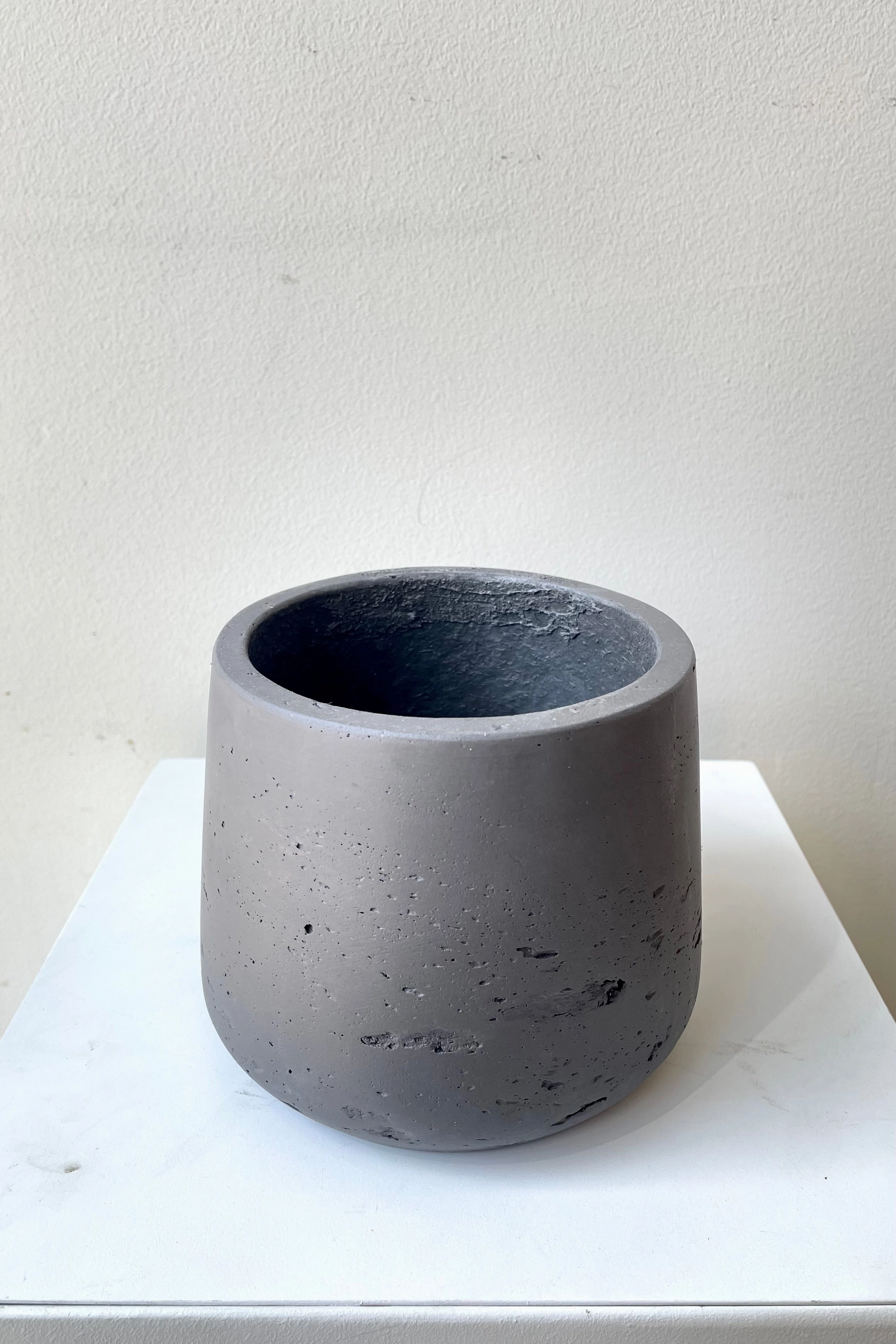 Patt Pot Black Washed Small