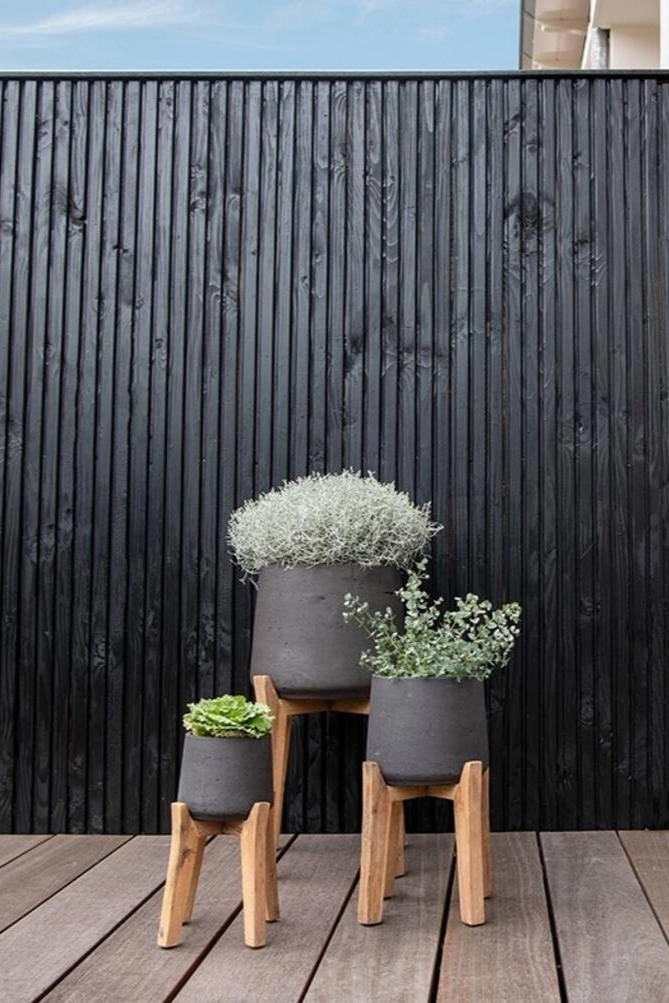 Patt Pot w/ High Feet Black Washed XL