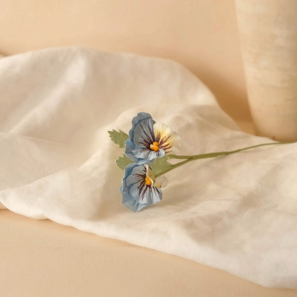 Penses en papier bleu,mother's day bouquet